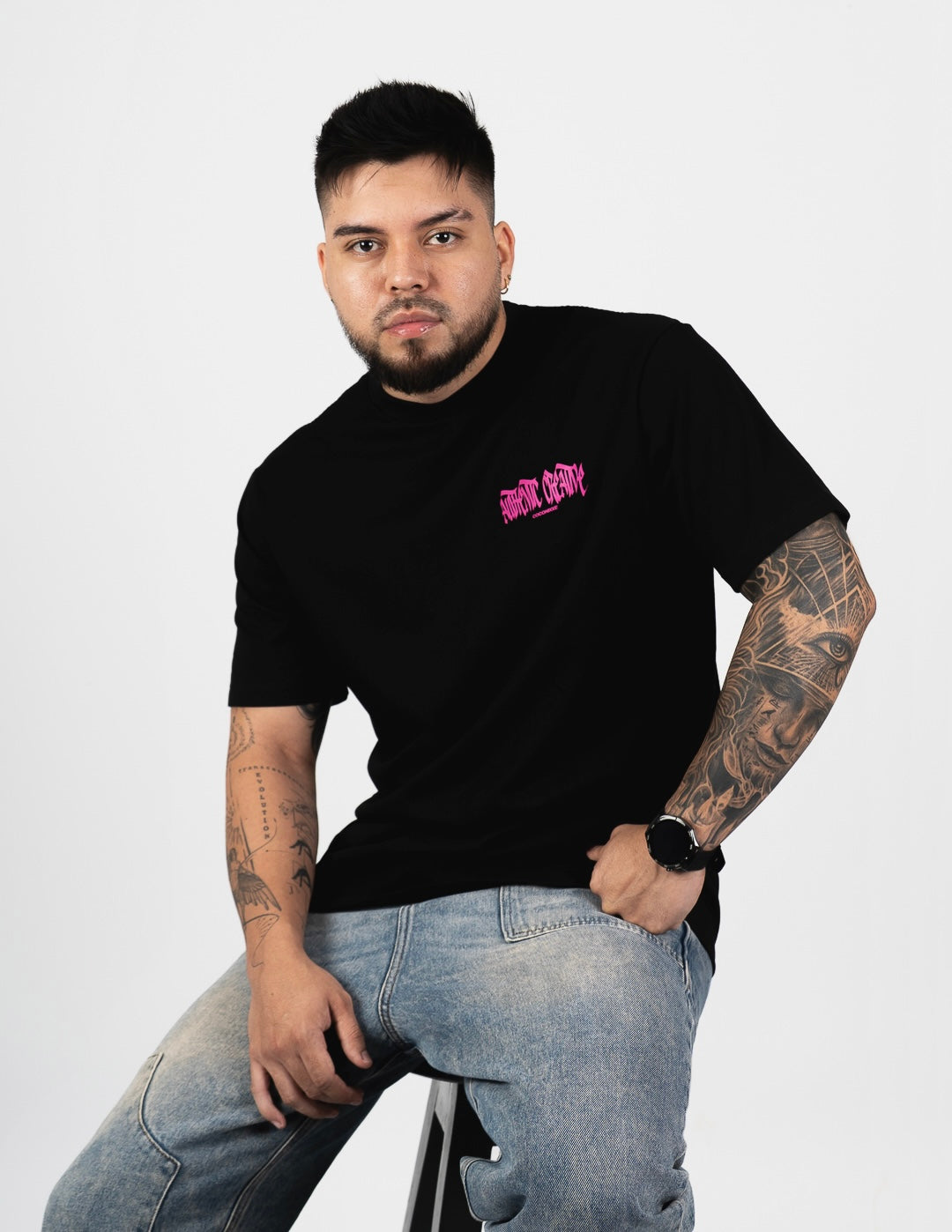 Camiseta Regular Creative Negra