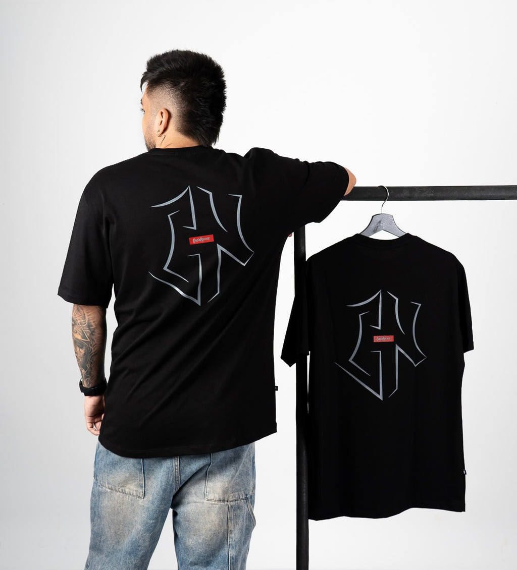 Camiseta Regular Épica Cn Negra