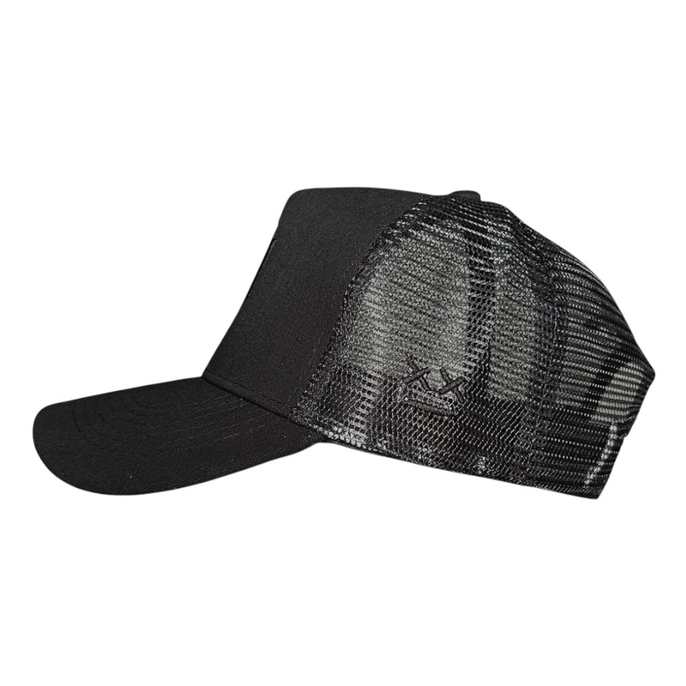 Basic All-Black Cap Coconixxe