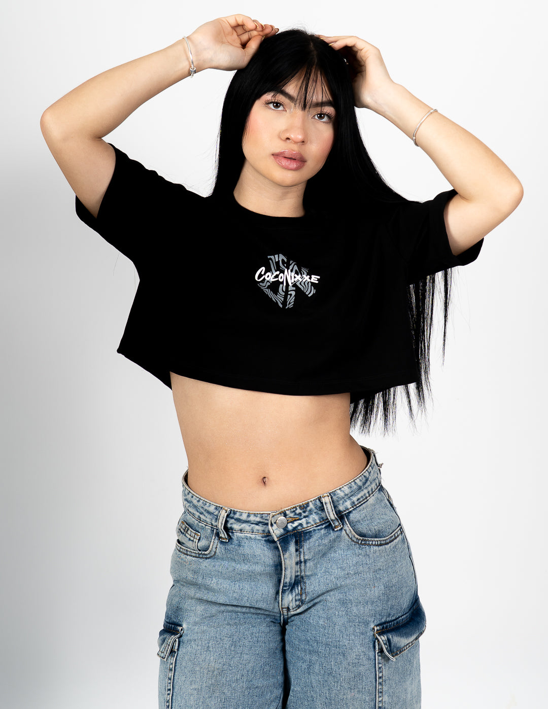 Crop Top Minimal Negro